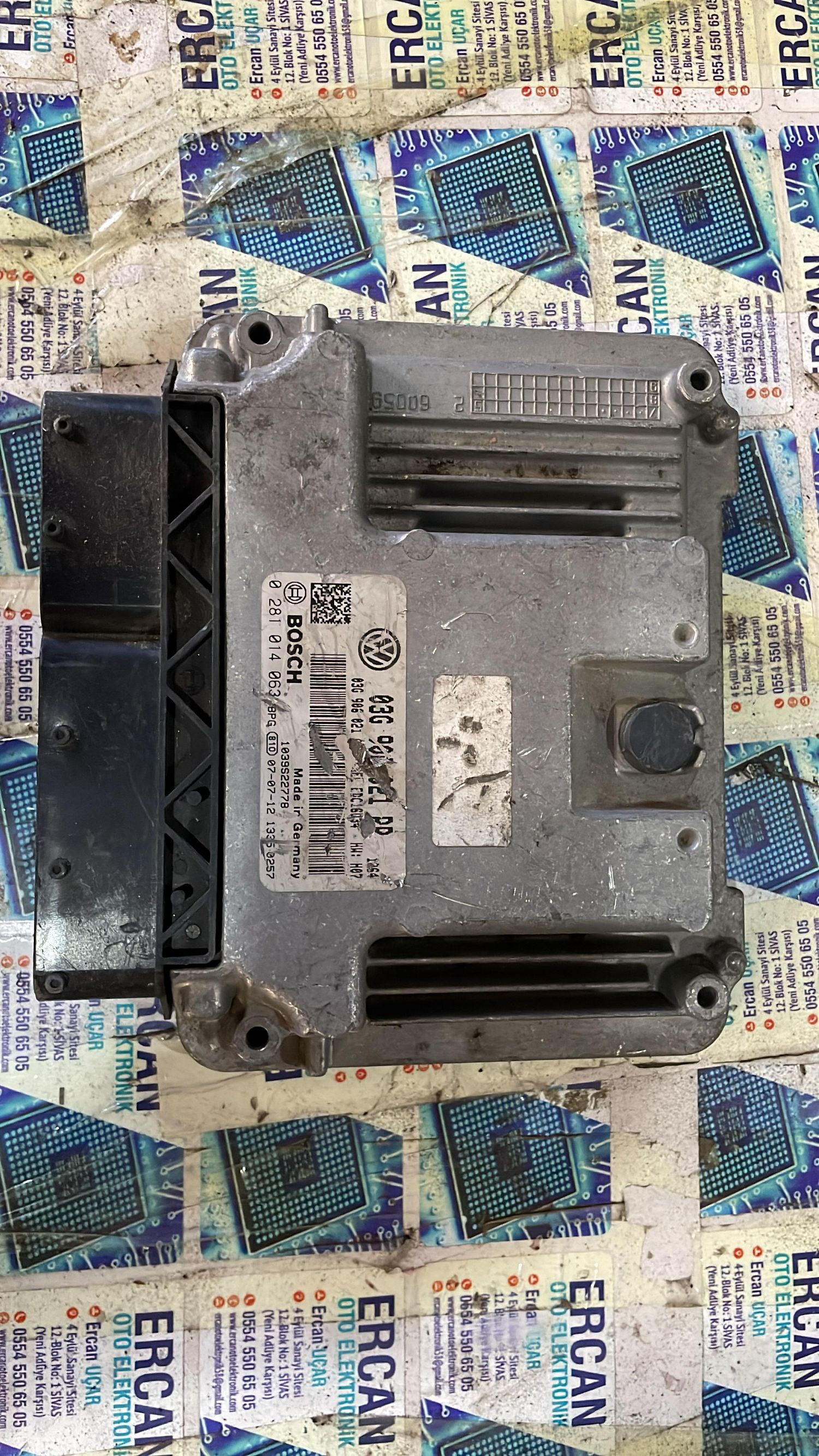 Volkswagen Golf 2.0  0281014063 03G906021PP Motor Beyni 